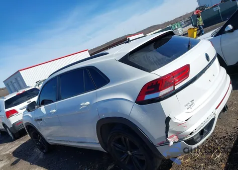 2023 Volkswagen Atlas Cross Sport 3.6L V6 Sel/3.6L V6 Sel R-Line Black z USA, uszkodzony, nr VIN 1V2SE2CA3PC229015